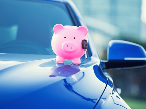 5 easy tricks to improve gas mileage.